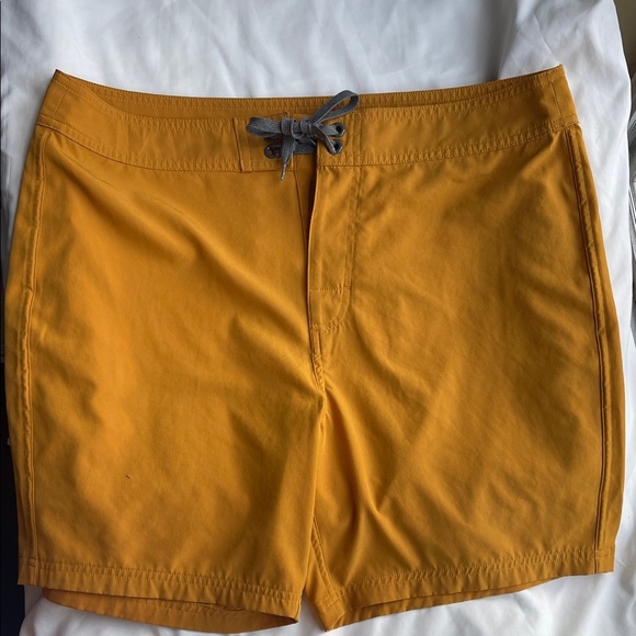 Prana Men's Yellow Swim Board Shorts - Picture 1 of 9